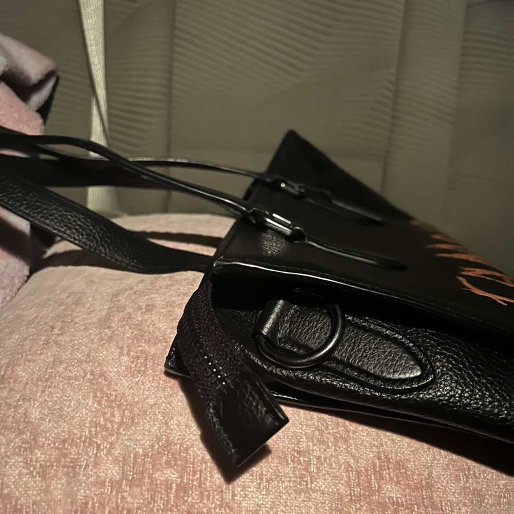 Coach X Jean Michel Basquiat Graham Structured Tote Bag - Picture 7 of 14